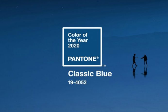 Le bleu classique est la couleur de l'année 2020 selon Pantone
