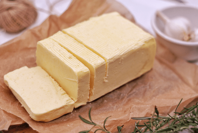 Par quoi remplacer le beurre dans une recette de dessert?