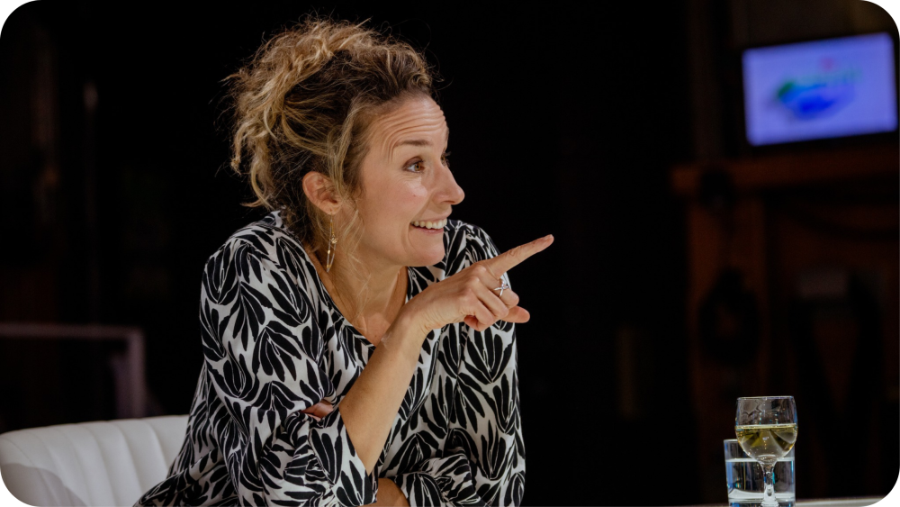 Édith Cochrane annonce son départ de l'émission « Les enfants de la télé »