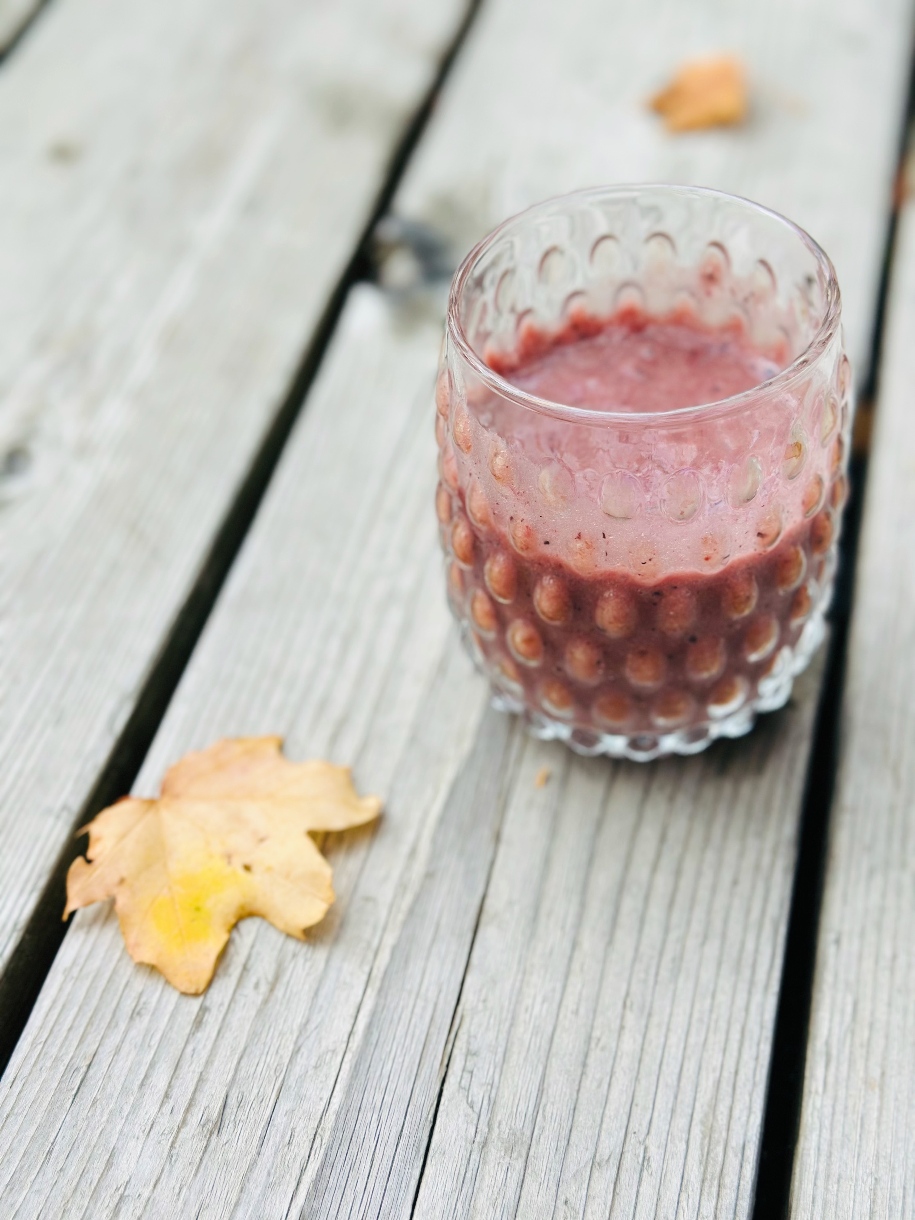 Smoothie rose à la mangue